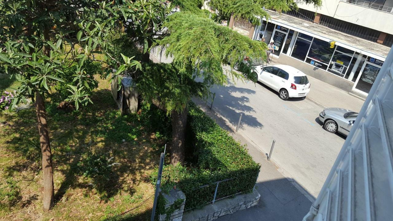 Apartment Luka Fazana Exterior photo